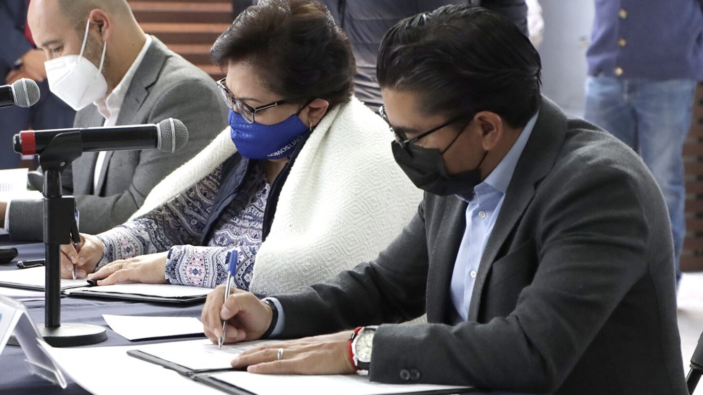 firma municipio de corregidora convenio con defensoria de los derechos humanos Firma Municipio de Corregidora convenio con Defensoría de los Derechos Humanos |