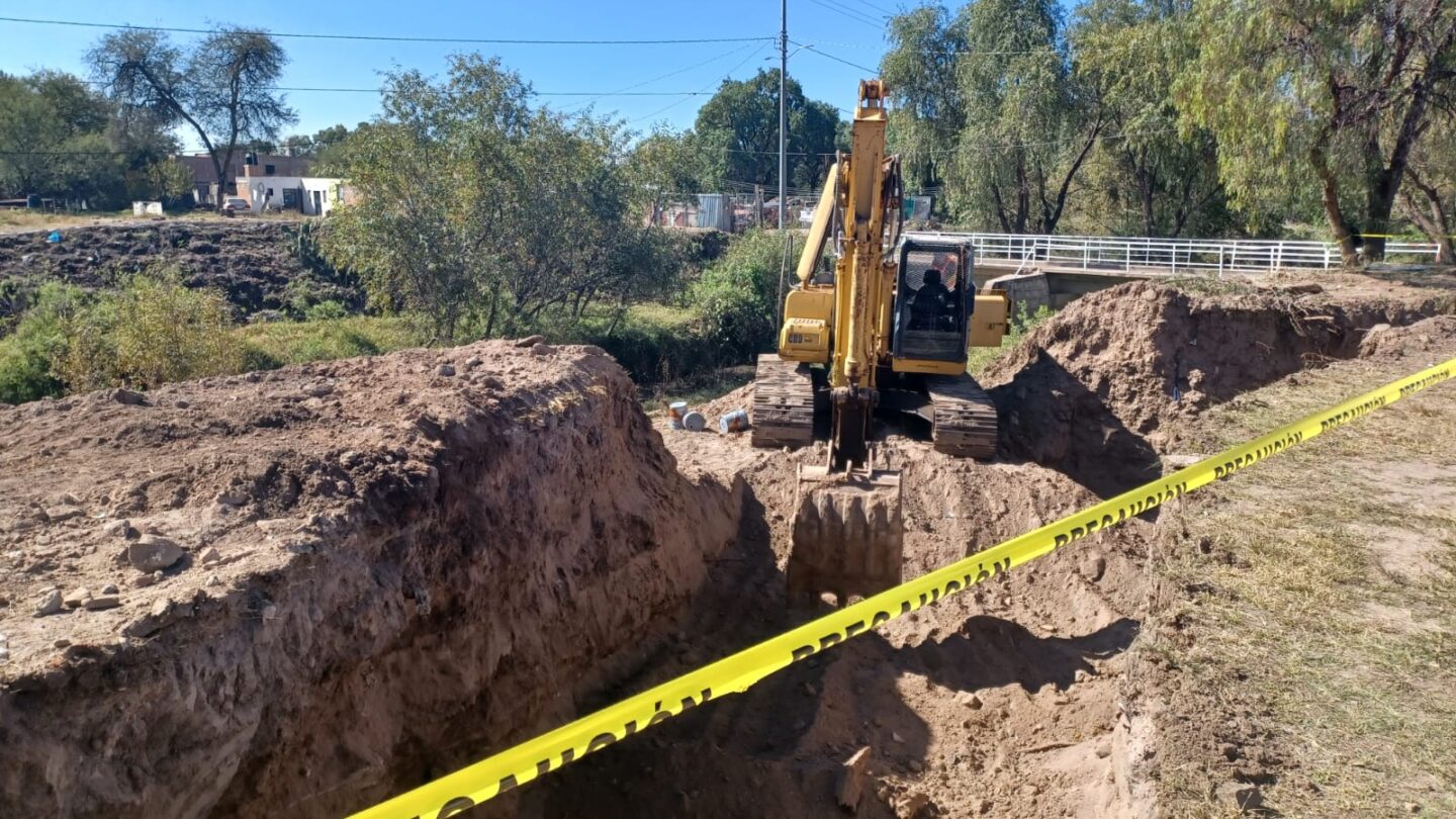 inicia construccion del puente vehicular el molino en jerez beneficiando a varias colonias y mejorando la movilidad Inicia construcción del puente vehicular El Molino en Jerez beneficiando a varias colonias y mejorando la movilidad |