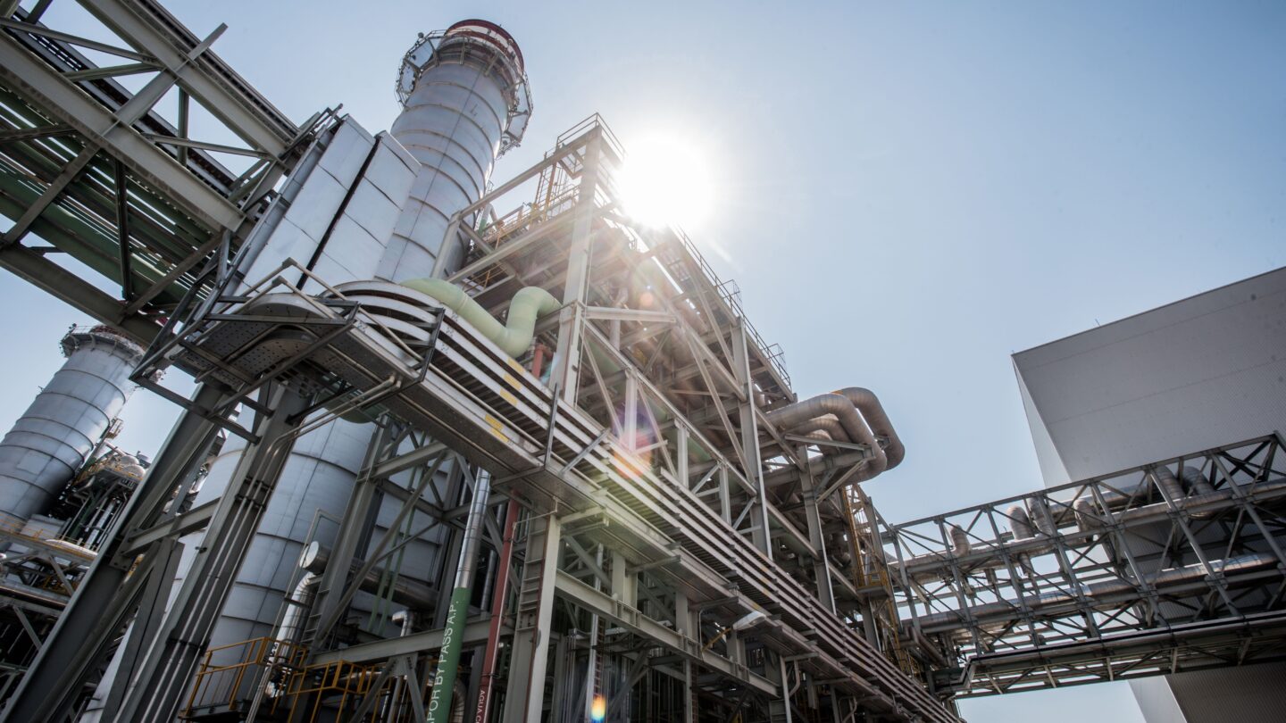 la reforma electrica de mexico se enfrenta a multiples batallas legales La reforma eléctrica de México se enfrenta a múltiples batallas legales |