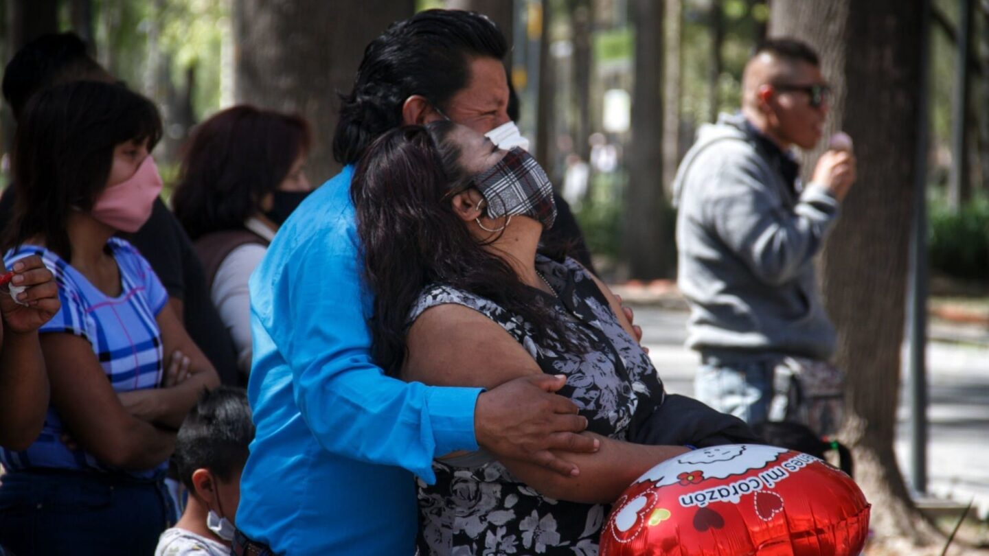 las parejas mexicanas viven un san valentin diferente por la pandemia Las parejas mexicanas viven un San Valentín diferente por la pandemia |