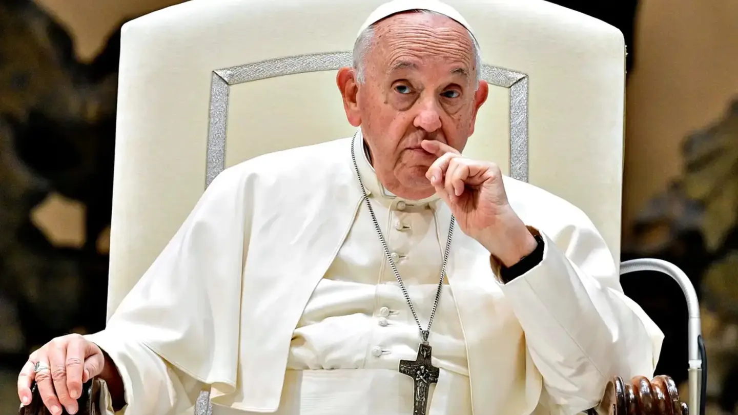 los peligros de la inteligencia artificial para la paz reflexiones del papa francisco Los peligros de la inteligencia artificial para la paz reflexiones del papa Francisco |