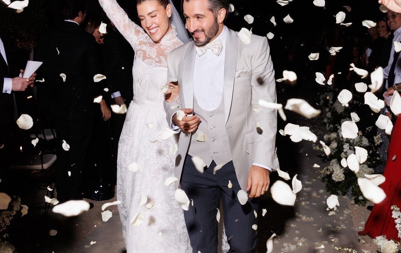 michelle salas y danilo diaz granados se unen en matrimonio en la magica toscana italiana Michelle Salas y Danilo Díaz Granados se unen en matrimonio en la mágica Toscana italiana |