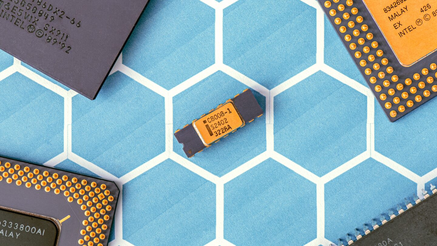 reportan escasez de microchips en sector automotriz Reportan escasez de microchips en sector automotriz |