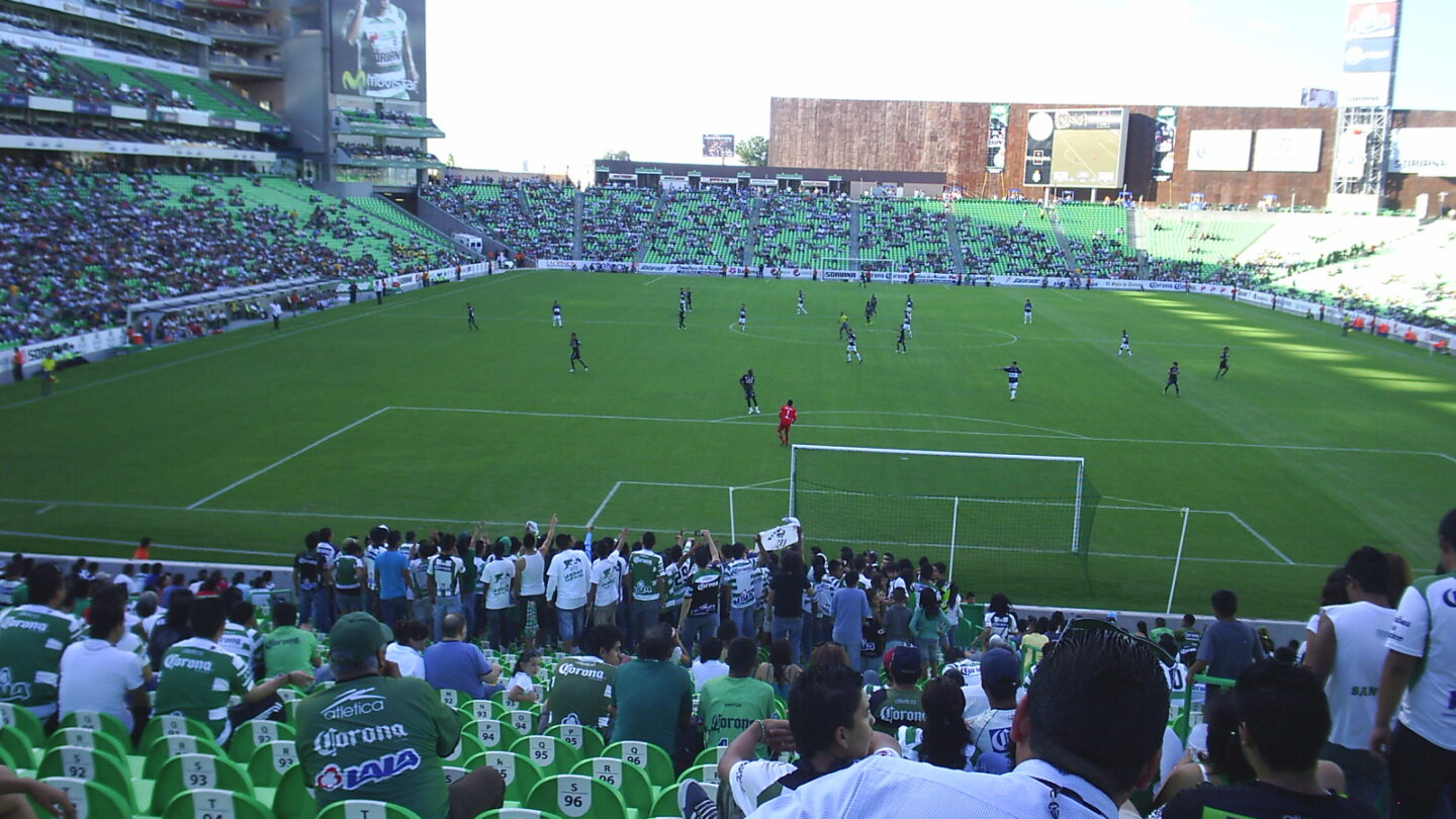 santos tendra aficion y venta de cerveza en el tsm para duelo contra necaxa Santos tendrá afición y venta de cerveza en el TSM para duelo contra Necaxa |