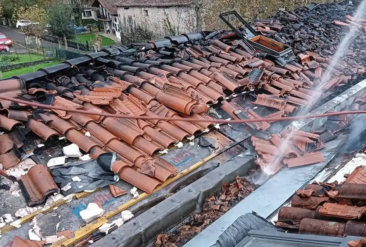 sofocan fuego en vivienda Sofocan fuego en vivienda |