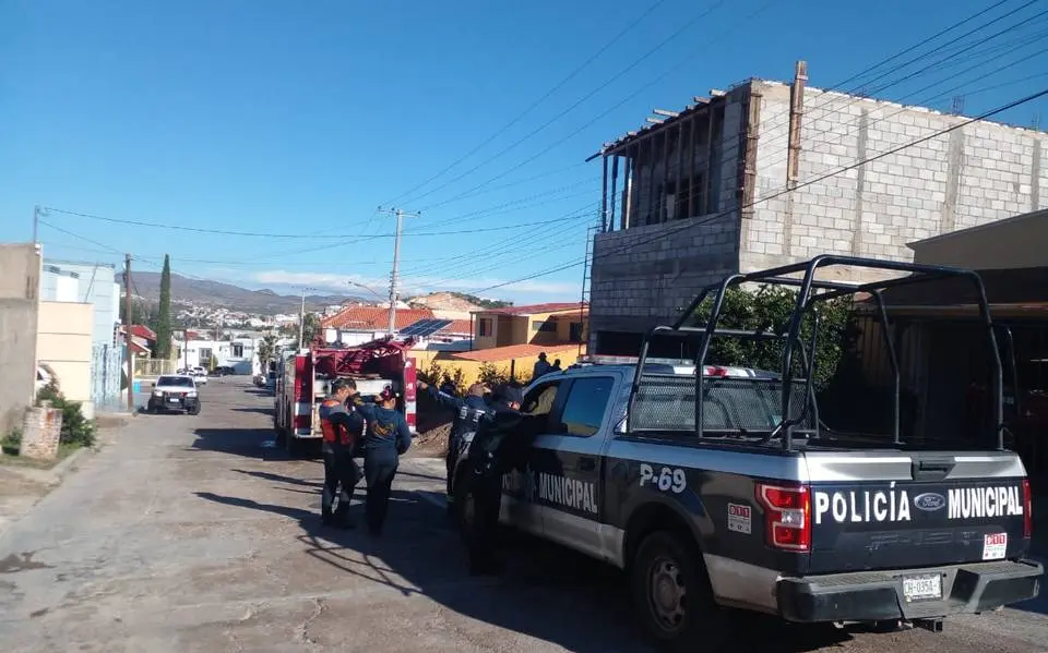 adolescente de 14 anos se lastima tras caer en un registro de cableado subterraneo sin tapa en zacatecas que medidas se deben tomar para prevenir accidentes similares Adolescente de 14 años se lastima tras caer en un registro de cableado subterráneo sin tapa en Zacatecas qué medidas se deben tomar para prevenir accidentes similares |