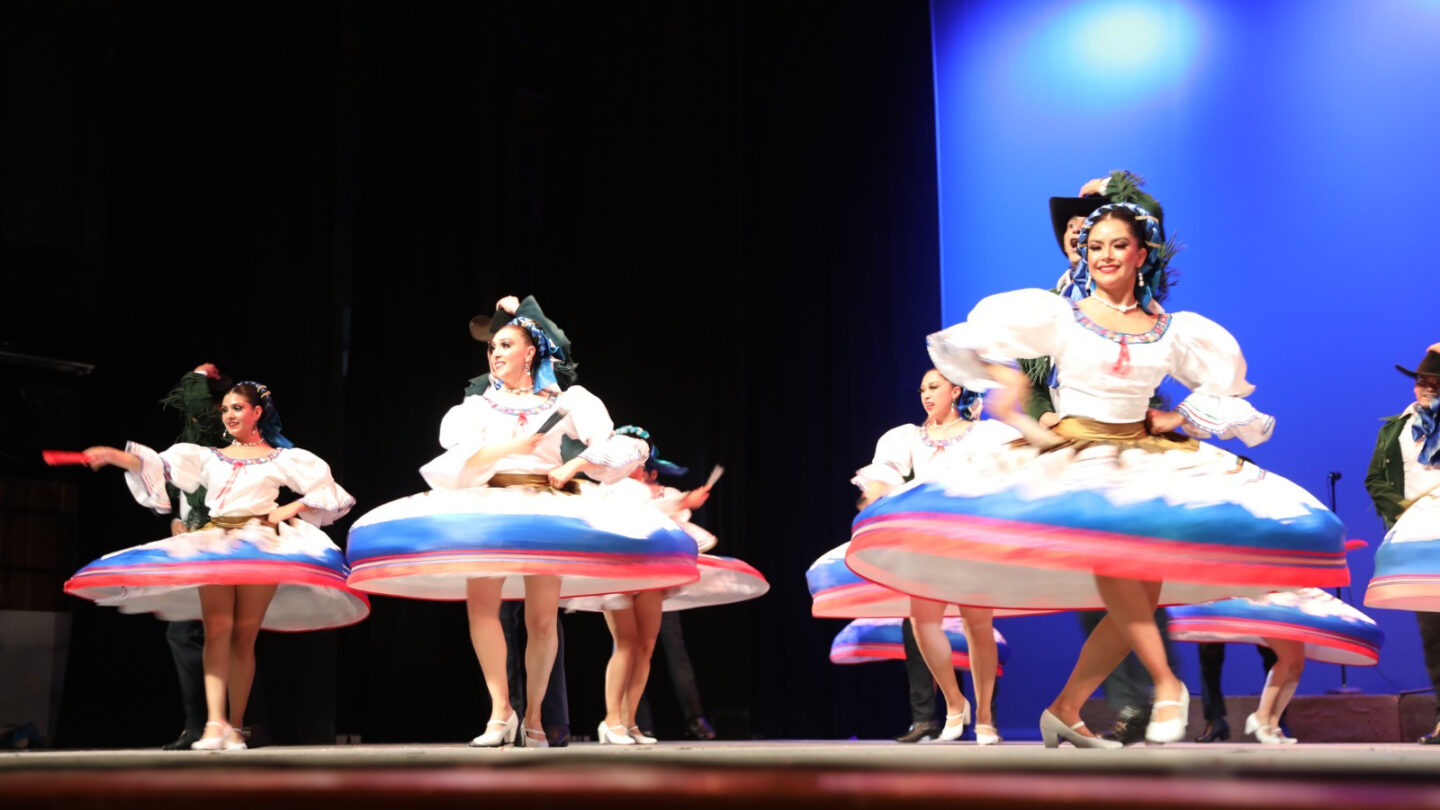 ballet folclorico gustavo vaquera 29 anos de trayectoria en zacatecas y proyeccion internacional Ballet Folclórico Gustavo Vaquera 29 años de trayectoria en Zacatecas y proyección internacional |