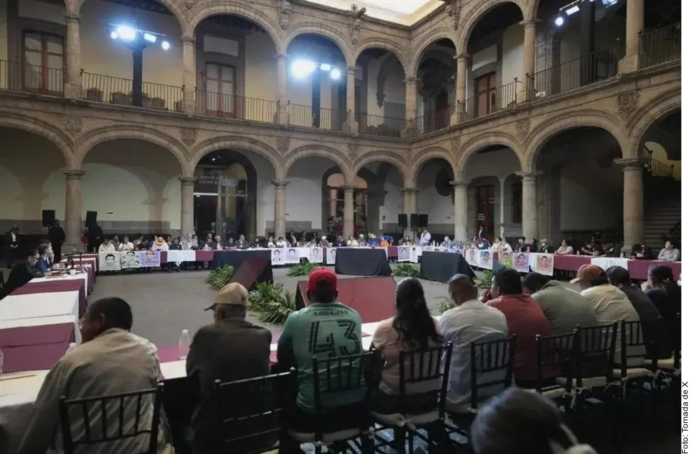 la busqueda de la verdad en el caso ayotzinapa el compromiso de claudia sheinbaum La búsqueda de la verdad en el caso Ayotzinapa el compromiso de Claudia Sheinbaum |