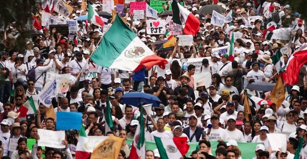 estudiantes-marcha-contra-reforma-poder-judicial-amlo-cdmx | México Ahora