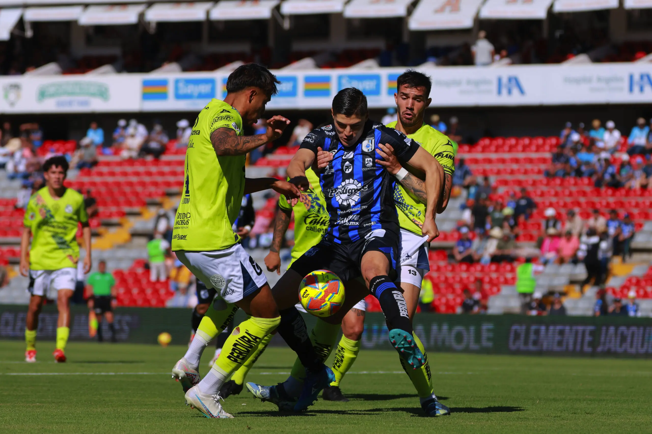 gallos-blancos-gano-a-puebla-en-medio-de-la-convulsion-de-emiliano-gomez-del-puebla | México Ahora Recordar es volver a vivir Noticias de Querétaro