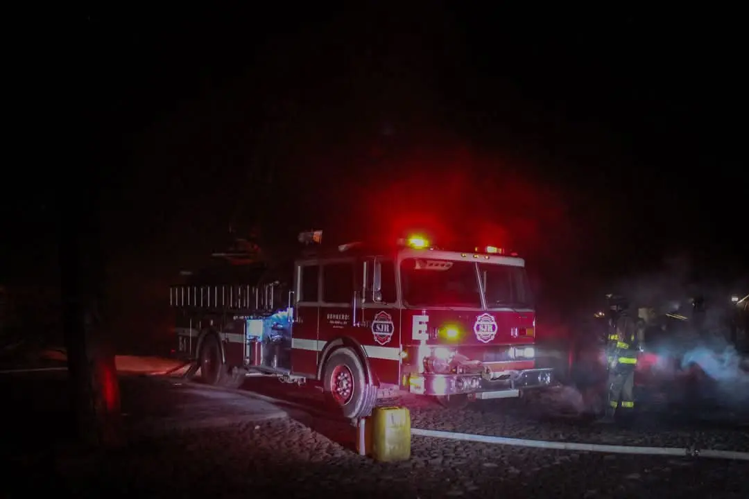 bomberos-se-enfrentan-a-distintos-riesgos-en-emergencias | México Ahora Bomberos se enfrentan a distintos riesgos en emergencias