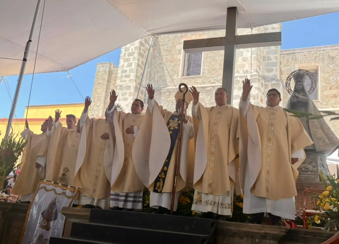 cientos-acuden-a-la-basilica-de-nuestra-senora-de-los-dolores-de-soriano | México Ahora Cientos acuden a la Basílica de Nuestra Señora de los Dolores de