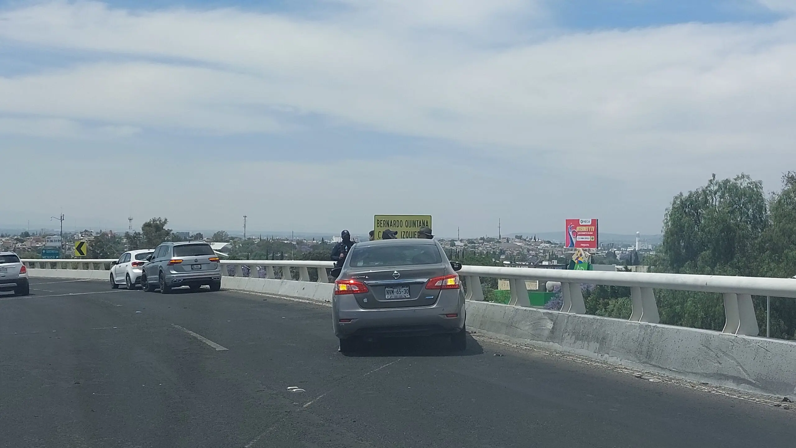 colision-reduce-carriles-en-el-anillo-vial-fjs | México Ahora Colisión reduce carriles en el anillo vial FJS Noticias de Querétaro