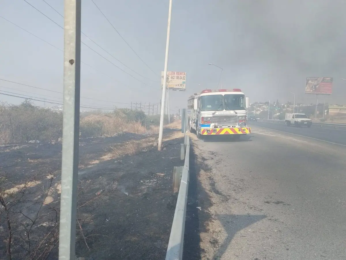 fuego-consumio-10-hectareas-de-un-predio-en-corregidora | México Ahora Refuerza POES presencia con Puntos de Control y Observación en San