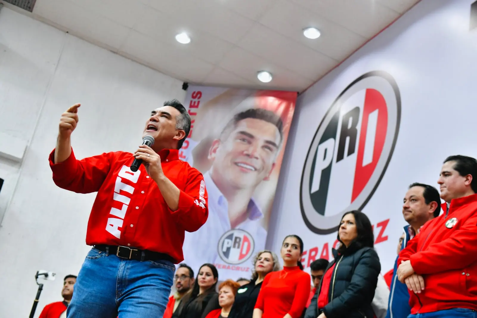 hipocresia-y-cinismo-del-pri-en-tiempos-de-crisis | México Ahora Hipocresía y cinismo del PRI en tiempos de crisis Primero Editores