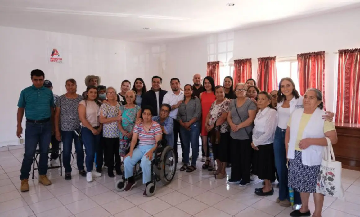 supervisa-luis-nava-los-clubes-del-adulto-mayor-en-la-sierra-gorda | México Ahora Supervisa Luis Nava avances de Clubes del Adulto Mayor en la