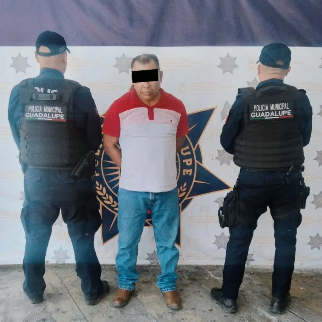 lo-detienen-tras-persecucion | México Ahora Detienen a sujeto tras persecución en Guadalupe Vector Norte