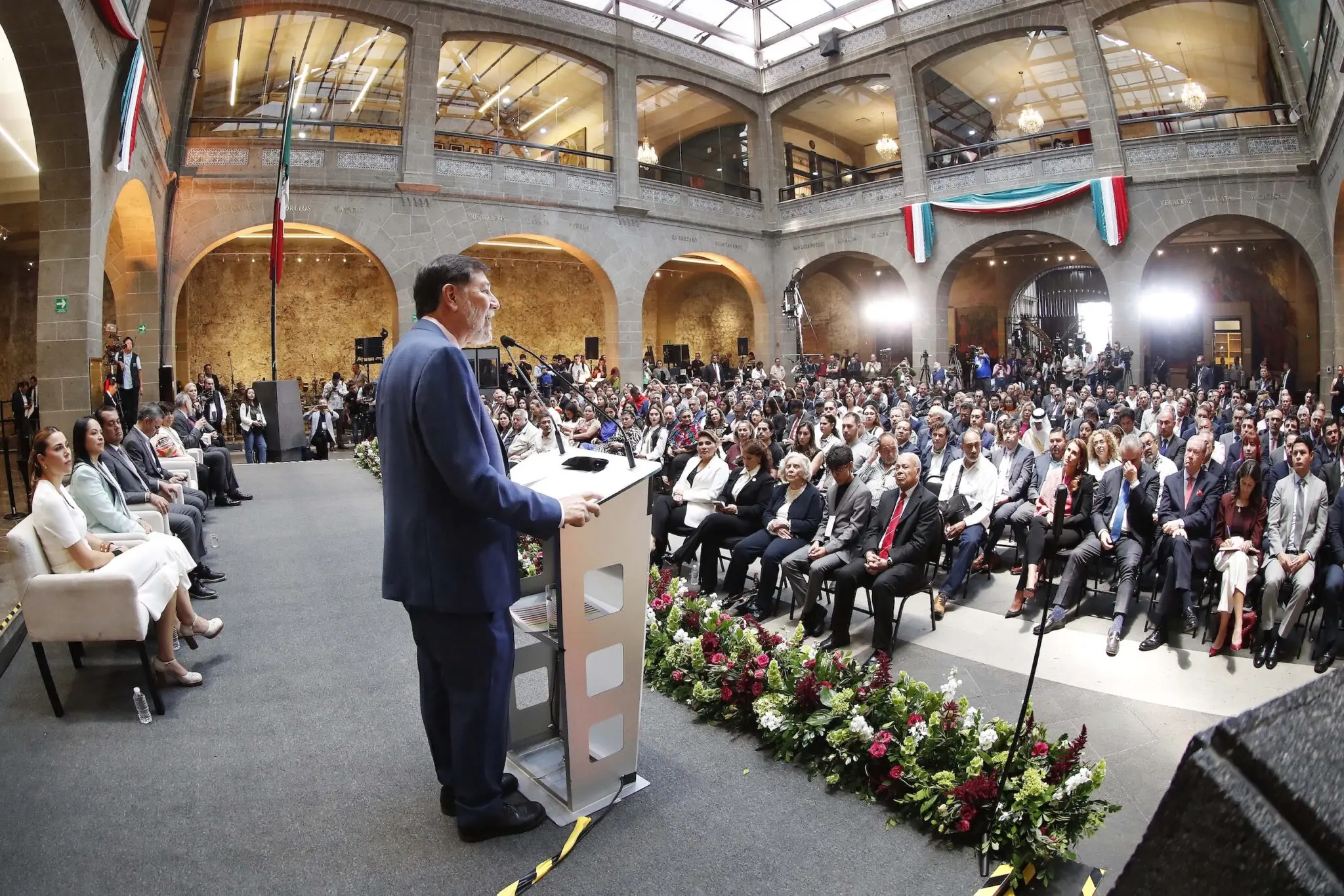 rindio-fernandez-norona-informe-de-actividades | México Ahora Rindió Fernández Noroña informe de actividades Primero Editores