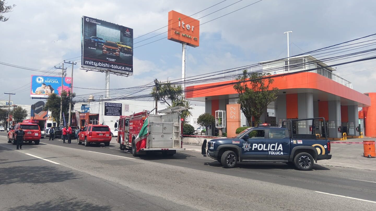 controlaron-fuga-de-gas-natural-en-toluca | México Ahora Controlaron fuga de gas natural en Toluca Primero Editores