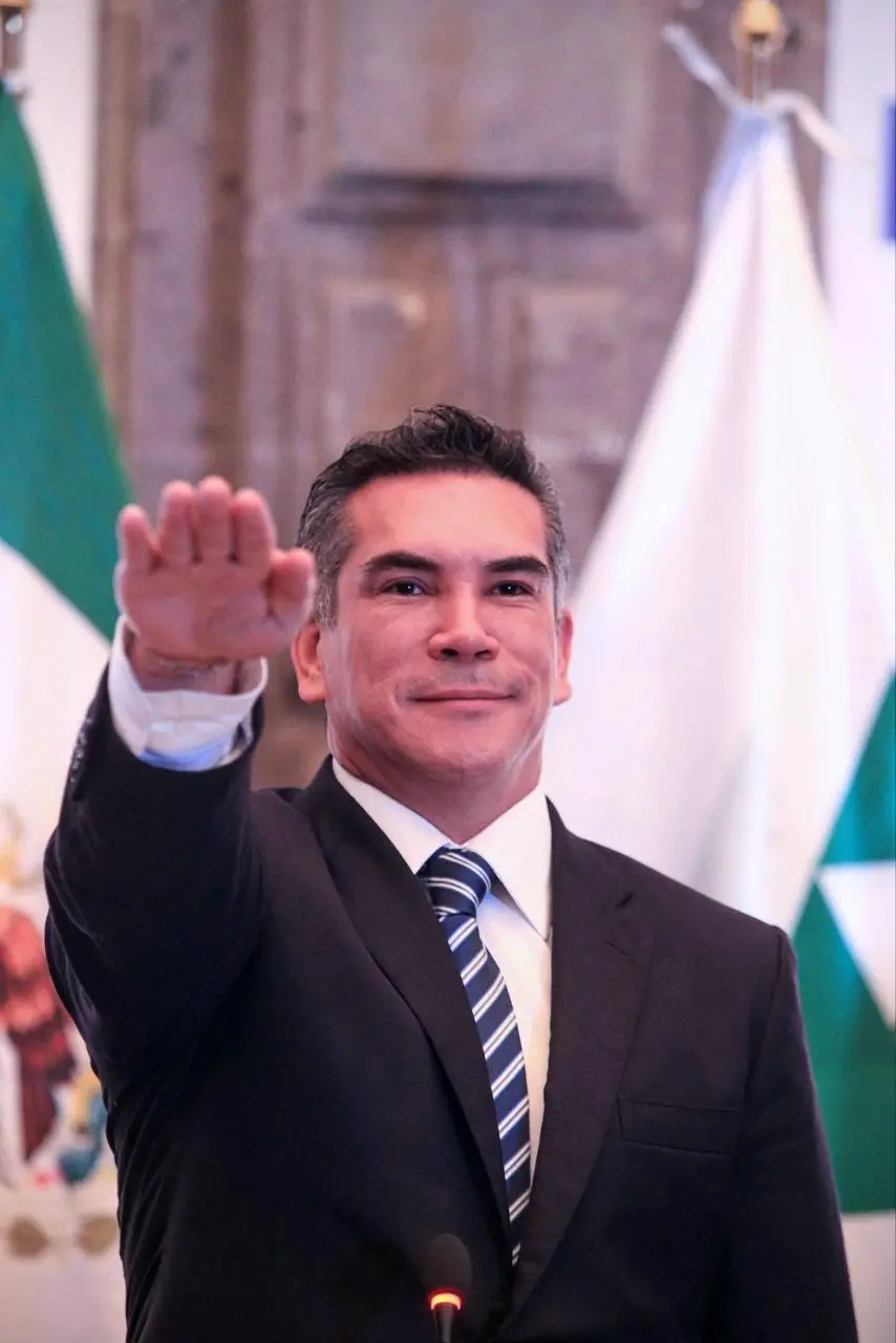 destruccion de democracia e instituciones mexicanas alejandro moreno Destrucción de democracia e instituciones mexicanas Alejandro Moreno | Versión del mensaje del Lic Alejandro Moreno durante la XL