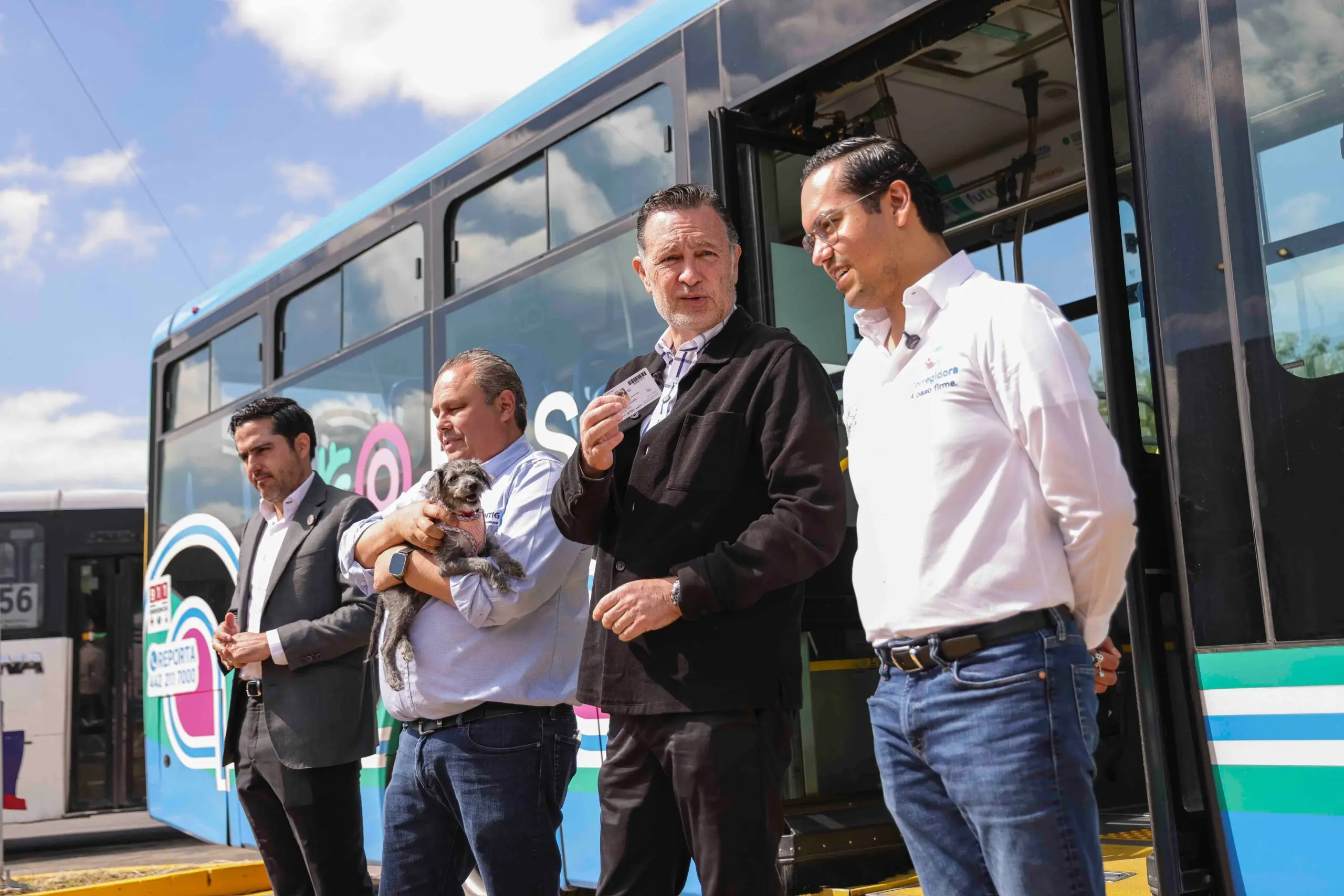 acompana-chepe-guerrero-al-arranque-del-sistema-qrobus-pet-friendly | México Ahora Acompaña Chepe Guerrero al arranque del sistema Qrobus Pet
