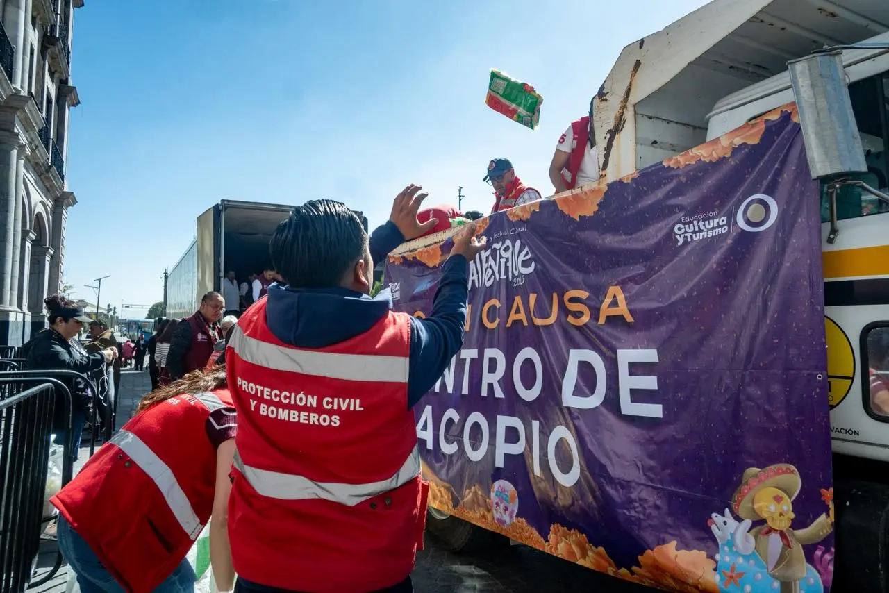 reunio-toluca-10-toneladas-de-ayuda-para-familias-afectadas-por-lluvias | México Ahora Reunió Toluca 10 toneladas de ayuda para familias afectadas por