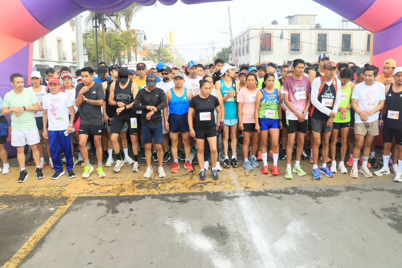 tradicional-carrera-de-san-crispin-y-san-crispiniano-en-san-mateo-atenco | México Ahora SAN MATEO ATENCO Celebra la Tradicional Carrera de San Crispín