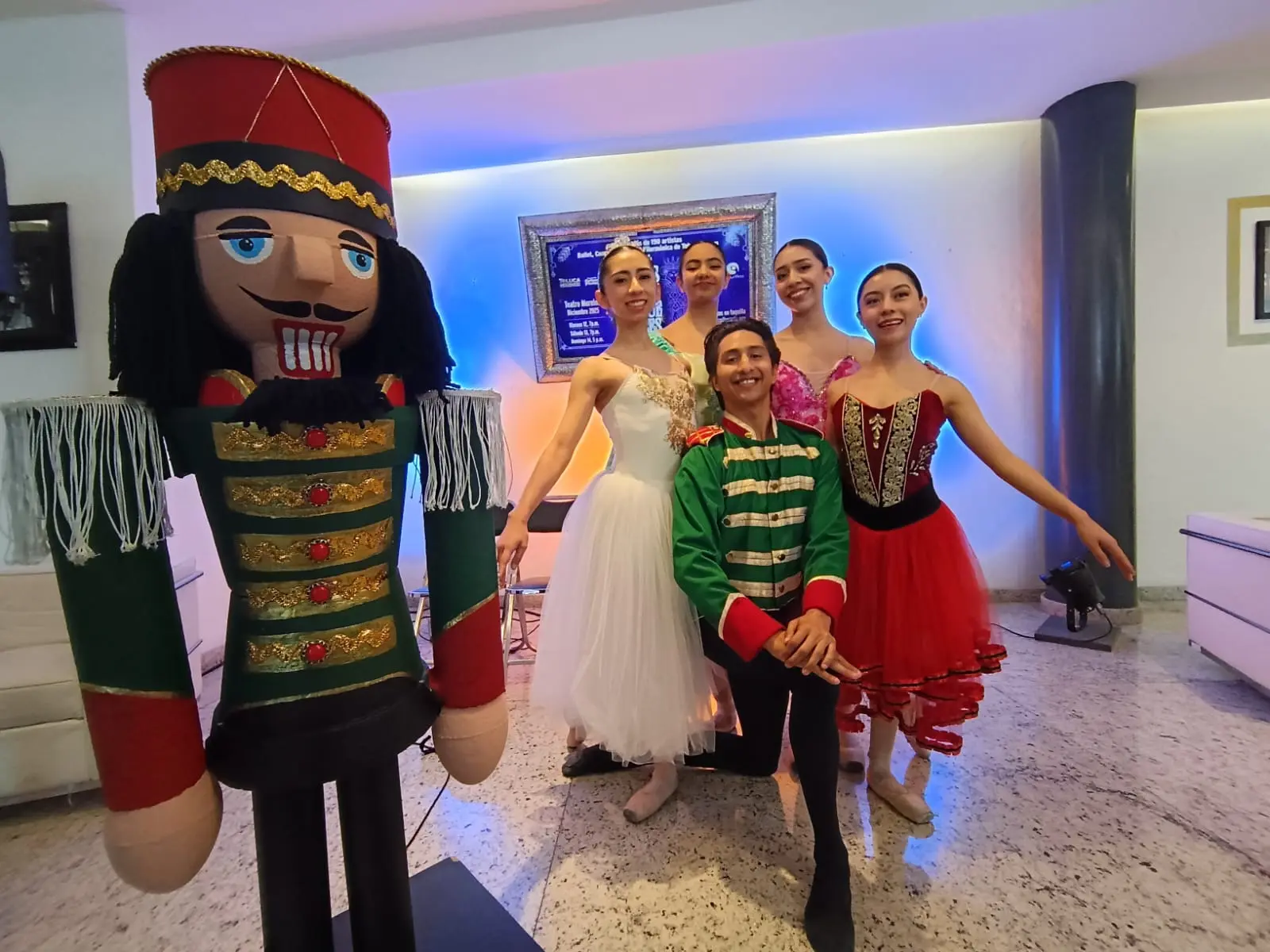 presentaron-nueva-produccion-de-el-cascanueces-en-toluca | México Ahora Presentaron nueva producción de El Cascanueces en Toluca Primero