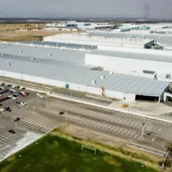 planta de nissan en aguascalientes en disputa entre byd y geely Nissan ajusta costos en autos fabricados en México para enfrentar aranceles en EU | BYD Geely y ViniFast van por planta de Nissan en Aguascalientes