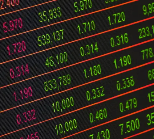 Bolsa Mexicana de Valores cae 4 y prende alertas financieras Ventas en el sector de semiconductores afectan a las bolsas internacionales | Bolsa Mexicana de Valores cae 4 y prende alertas financieras