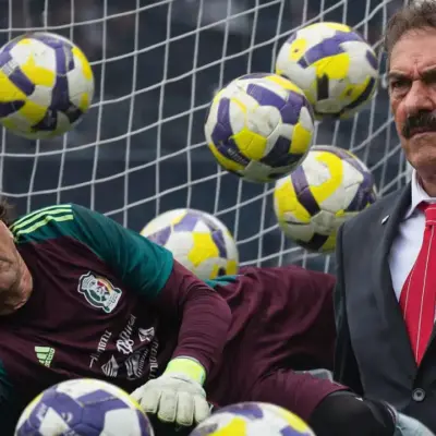 Guillermo Ochoa cuestionado por La Volpe rumbo al Mundial 2026 1 | México Ahora Guillermo Ochoa cuestionado por La Volpe rumbo al Mundial 2026