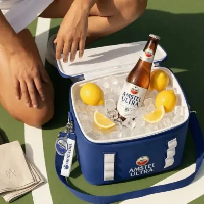 Amstel Ultra Collection | México Ahora Amstel Ultra Collection ofrece una experiencia premium para quienes disfrutan la temporada de fútbol sin fanatismos enfocándose en el aspecto social y el estilo de vida sofisticado