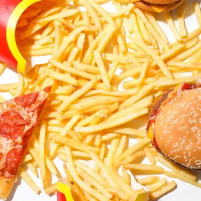 junk-food-pexels-polina-tankilevitch-4109256 | México Ahora adicción comida chatarra