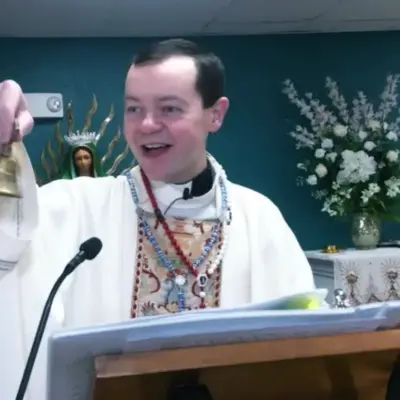 padre-limosnas-terminal | México Ahora Padre limosnas con terminal