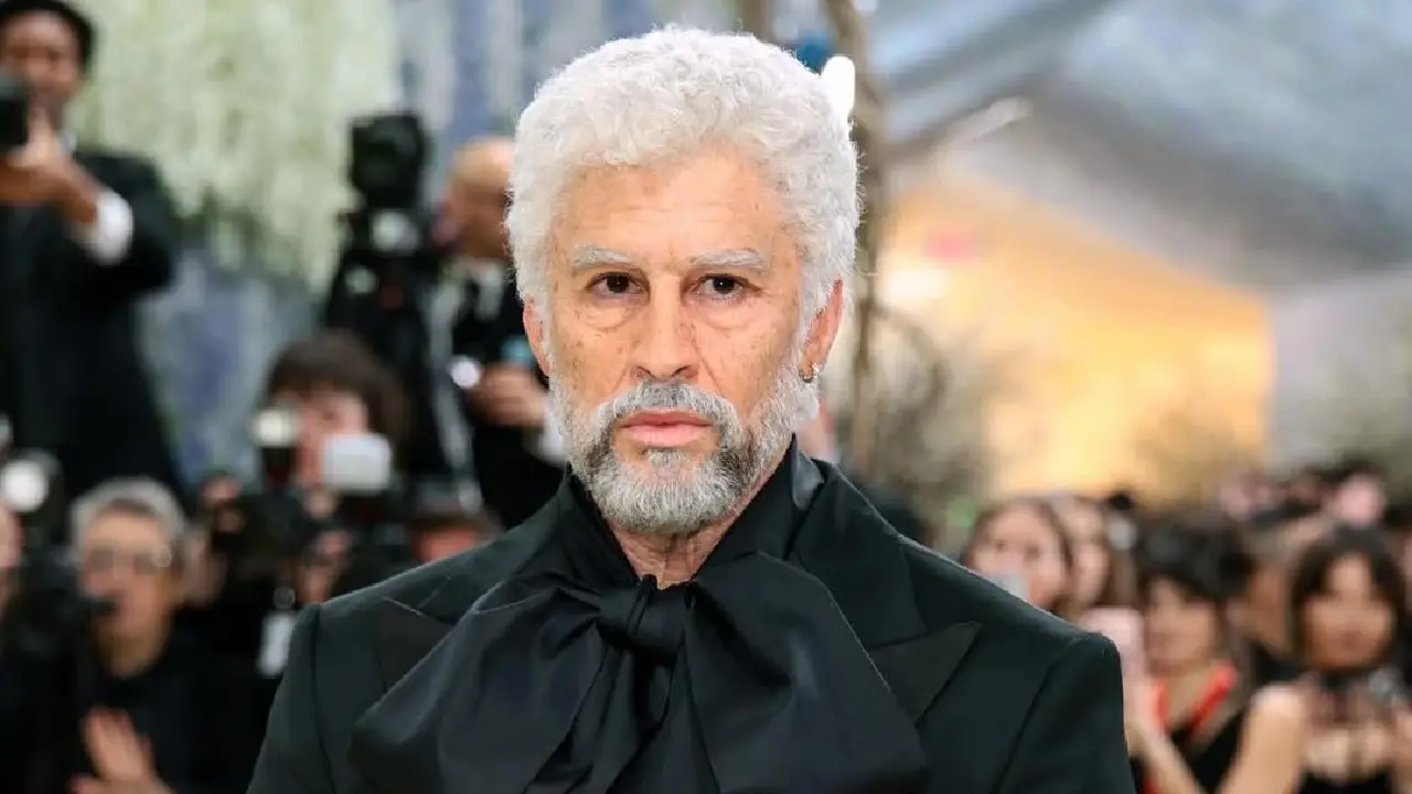 Bad Bunny MET GALA 2026 | México Ahora La Met Gala invita a experimentar a innovar a ser creativo en todas sus formas Y este año el maquillaje y el peinado pasaron casi desapercibidos