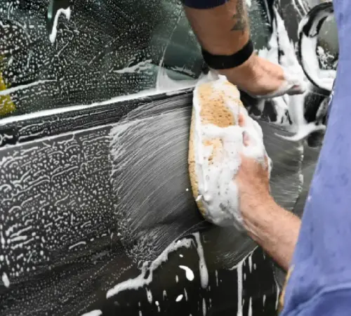 Lavar tu coche con manguera podría salir muy caro en la CDMX | México Ahora Lavar tu coche con manguera podría salir muy caro en la CDMX