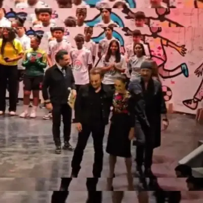 Sheinbaum y U2 sorprenden en clausura del Mundial de Niños de la Calle | México Ahora Sheinbaum y U2 sorprenden en clausura del Mundial de Niños de la Calle