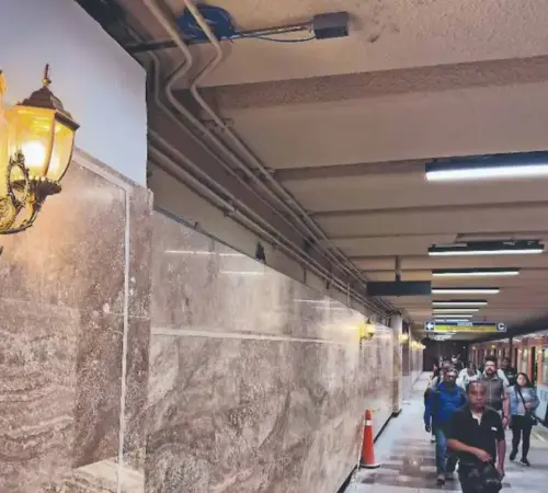 Faroles del Metro Hidalgo cuestan 12 mdp y generan polémica en CDMX | México Ahora Faroles del Metro Hidalgo cuestan 12 mdp y generan polémica en CDMX