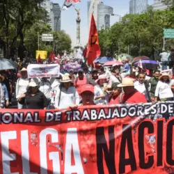 Huelga del CNTE arranca con marcha al Zócalo en plena antesala del Mundial | México Ahora Huelga del CNTE arranca con marcha al Zócalo en plena antesala del Mundial