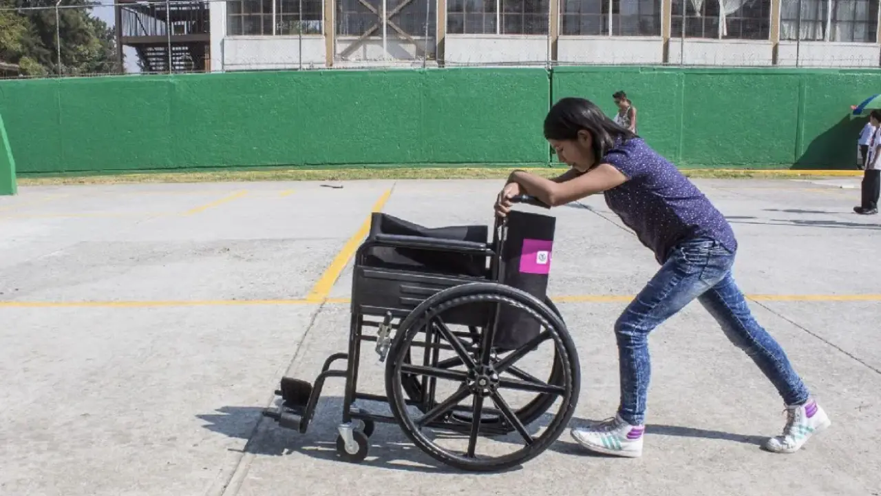 Jóvenes que cuidan rechazan el término ninis en México | México Ahora Jóvenes que cuidan rechazan el término ninis en México