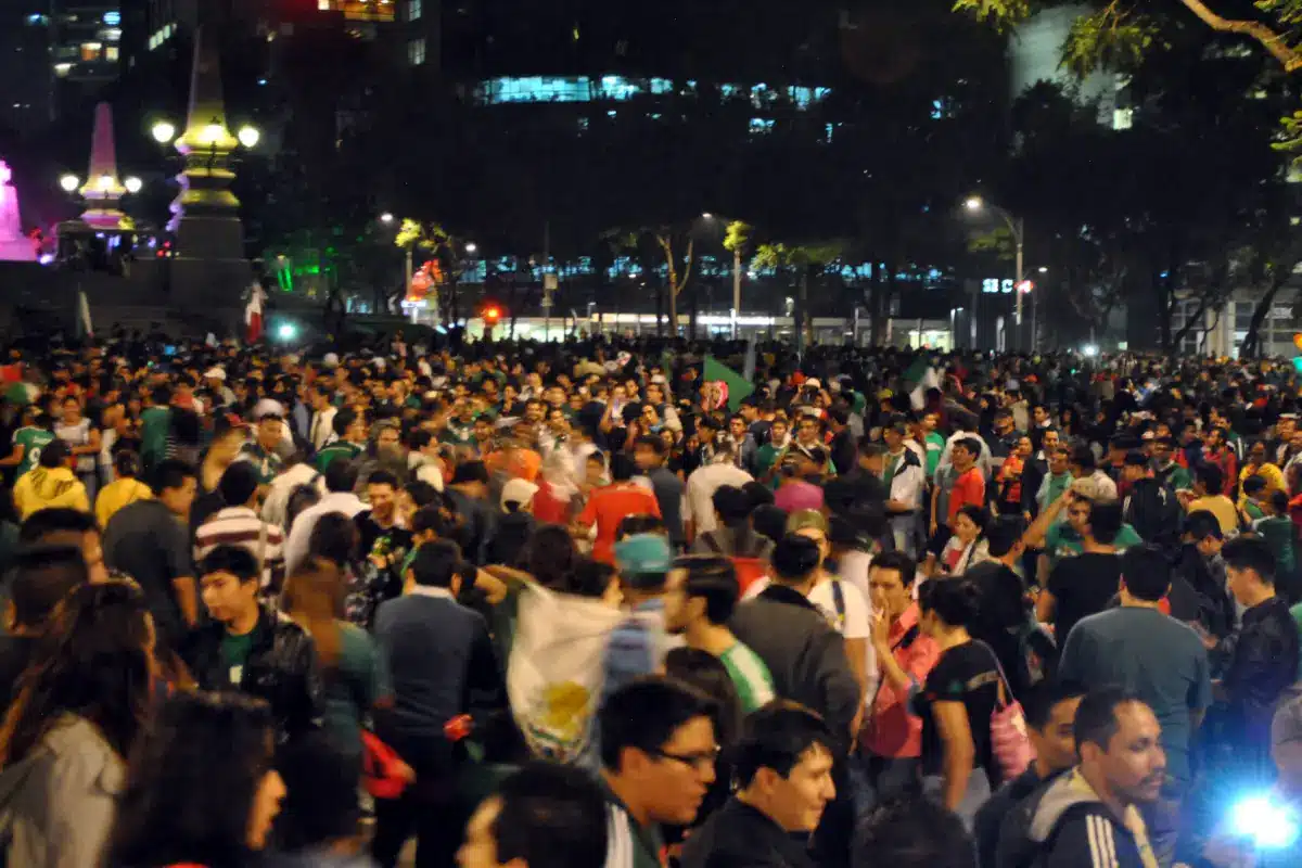 CelebracionesAngelIndependencia Claudia Sheinbaum llama a la prudencia en festejos del partido México vs Inglaterra | celebraciones México Mundial