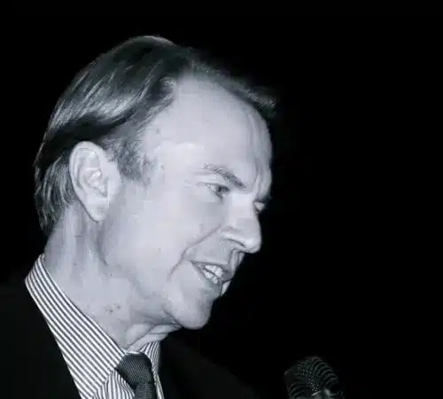 FlickrJoshJensenSamNeill Adiós a Sam Neill el inolvidable doctor Alan Grant de Jurassic Park | fallecimiento Sam Neil