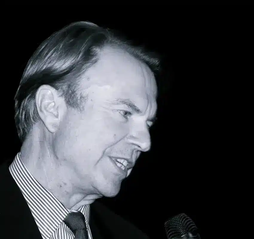 FlickrJoshJensenSamNeill Adiós a Sam Neill el inolvidable doctor Alan Grant de Jurassic Park | fallecimiento Sam Neil