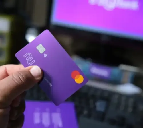 Nubank obtiene luz verde para operar como banco en México y revoluciona el mercado Nubank obtiene luz verde para operar como banco en México y revoluciona el mercado | Nubank obtiene luz verde para operar como banco en México y revoluciona el mercado