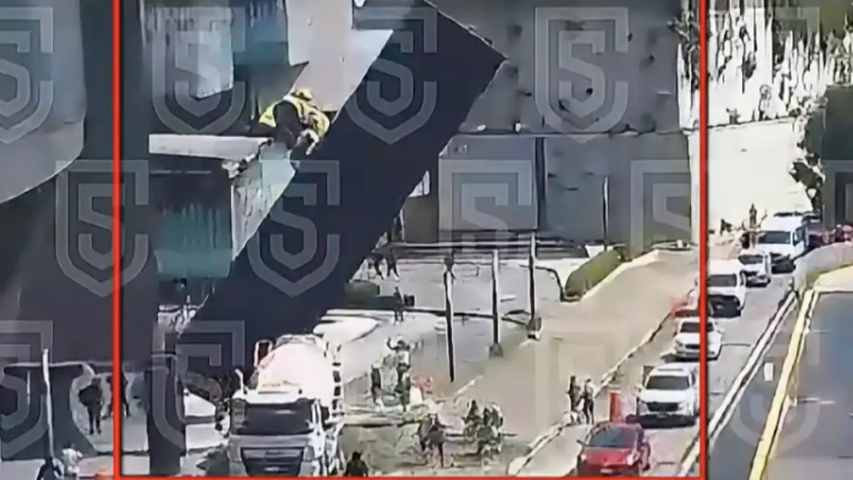 Estructura metálica cae cerca Paseo Interlomas y deja dos muertos Estructura metálica cae cerca de Paseo Interlomas y deja dos muertos | Estructura metálica cae cerca de Paseo Interlomas y deja dos muertos