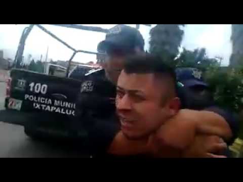 VIDEO: Automovilista pierde ojo por golpiza de policías; su ‘delito’ fue pasarse un alto