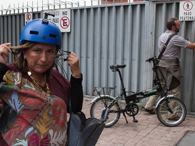 Piden a Xóchitl Gálvez respetar la ley y no ser 'tapadera' de Arne