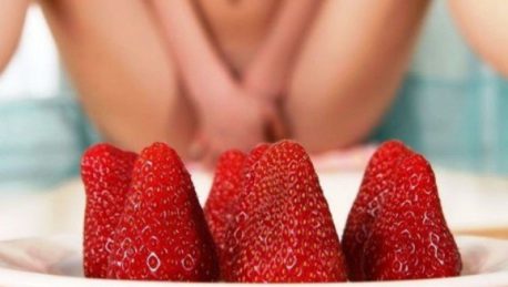 ¿Se puede tener sexo oral durante la menstruación?