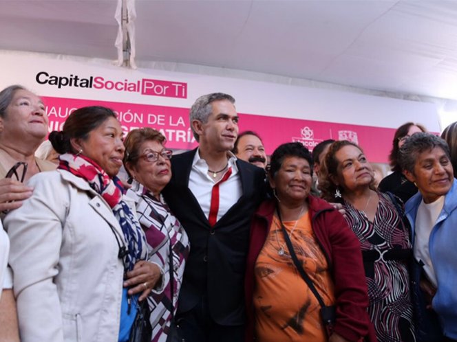 Inauguran Clínica de Geriatría especializada en Alzheimer