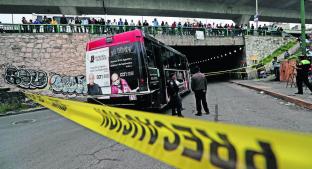 Militar extermina a ladrones en transporte público